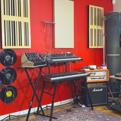 akustyczne panele hybrydowe studio nagrań Francja